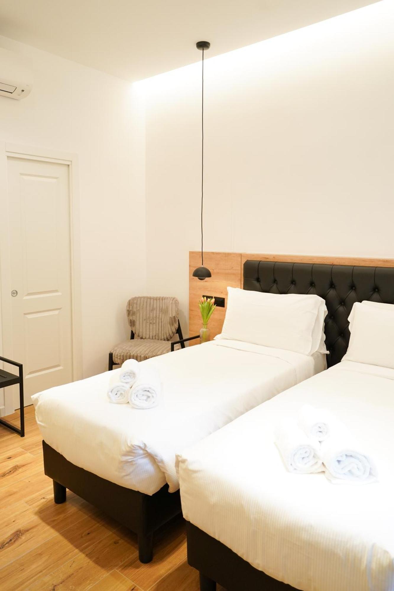 No Man'S Land Guesthouse 로마 외부 사진