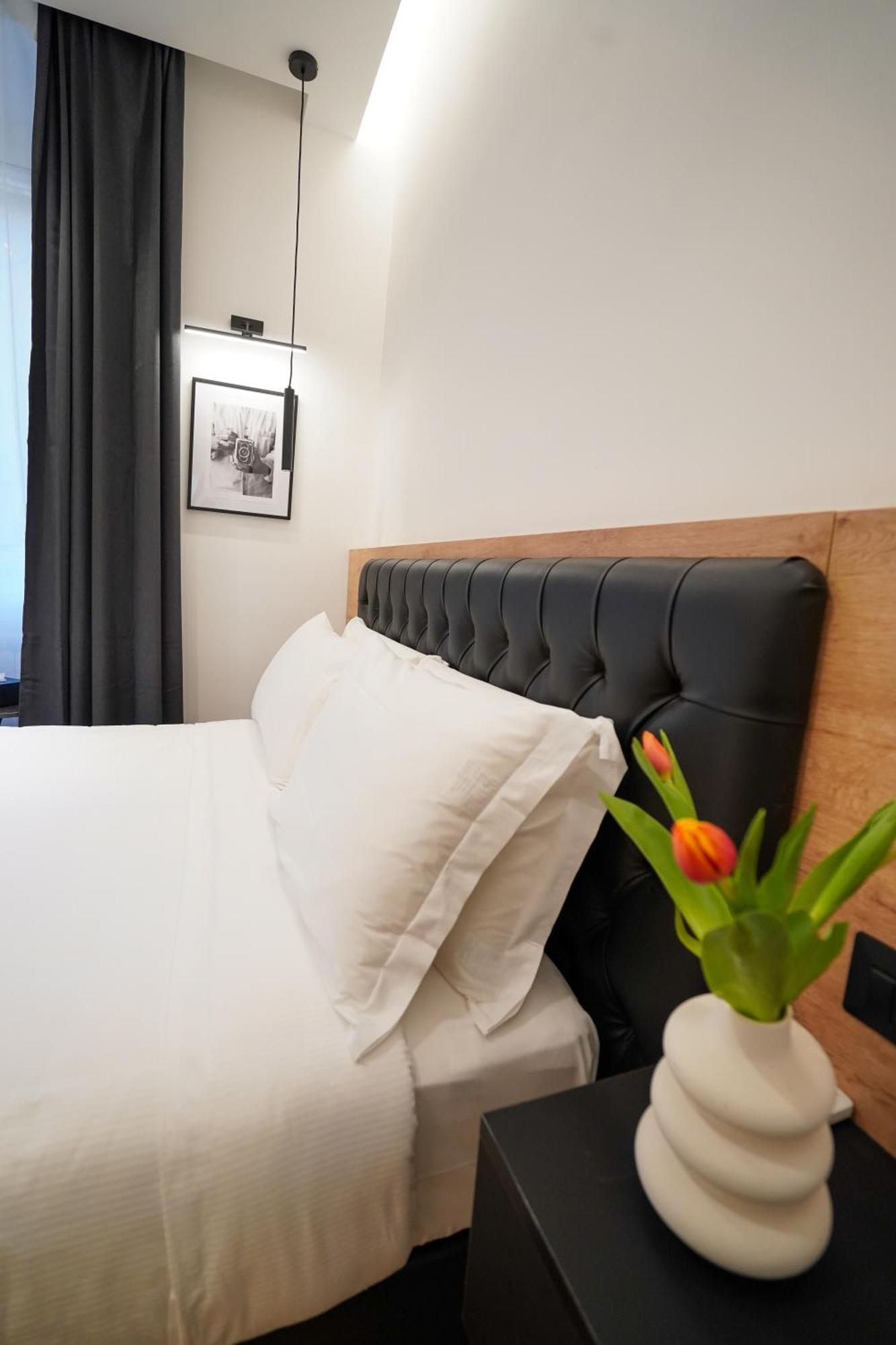 No Man'S Land Guesthouse 로마 외부 사진